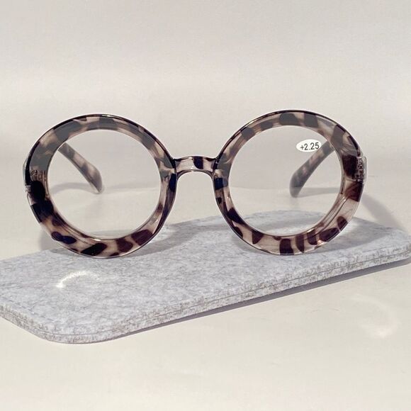 1063 Fern Oversized 2.25 Reading Glasses Readers Round Grey Black Tortoise NWT - Picture 2 of 9